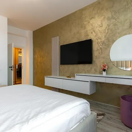 شقة Gold House Năvodari