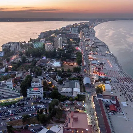 Gold House Năvodari