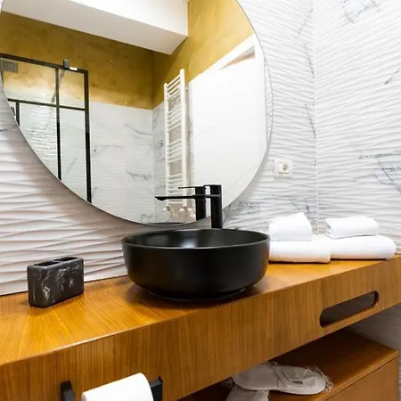 Gold House * Năvodari