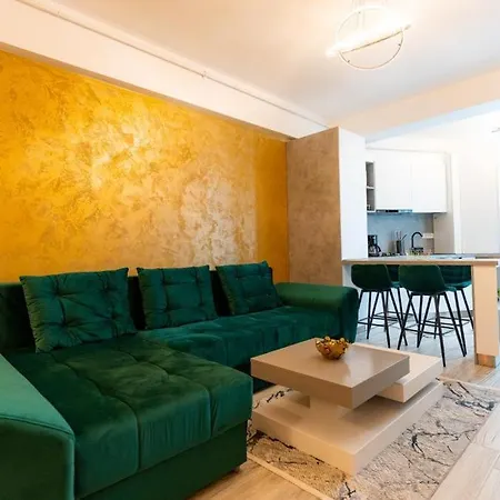 Gold House * Năvodari