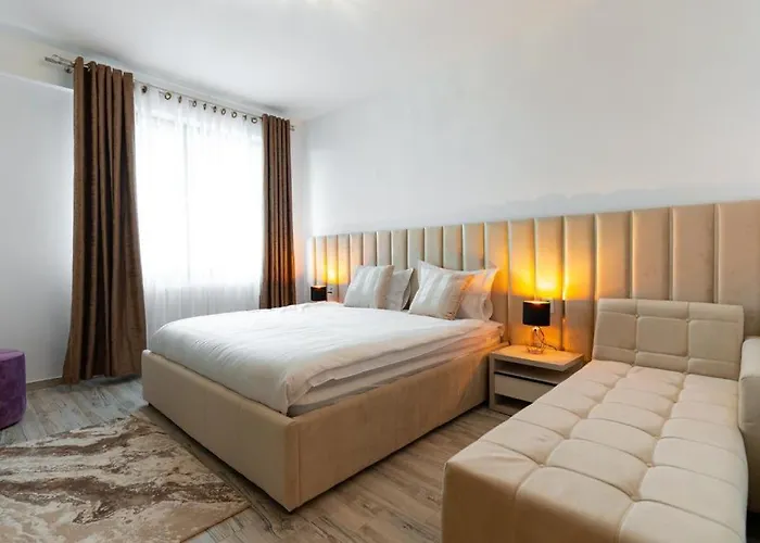 Gold House Apartment Navodari