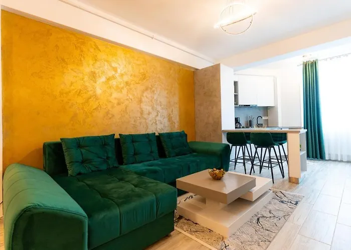 Gold House * 那沃达利